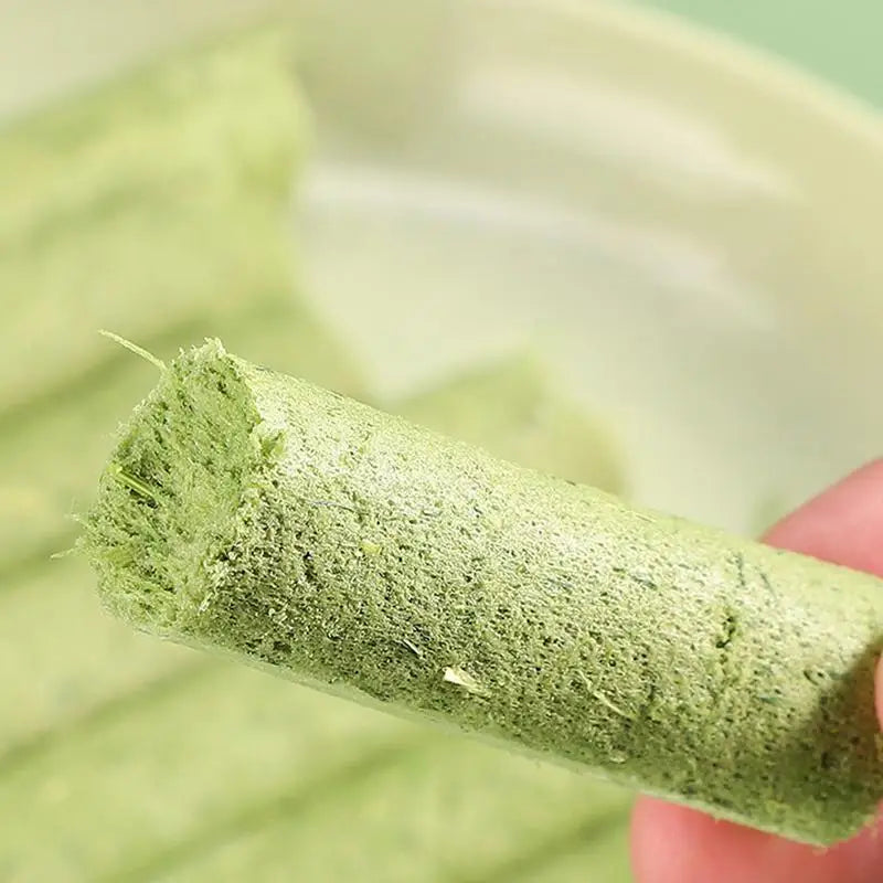 Cat Grass Chew Sticks – Natural Teeth Cleaner for Indoor Cats